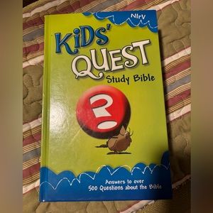 Kids' Quest Study Bible Answers to over 500 Questions about the Bible
